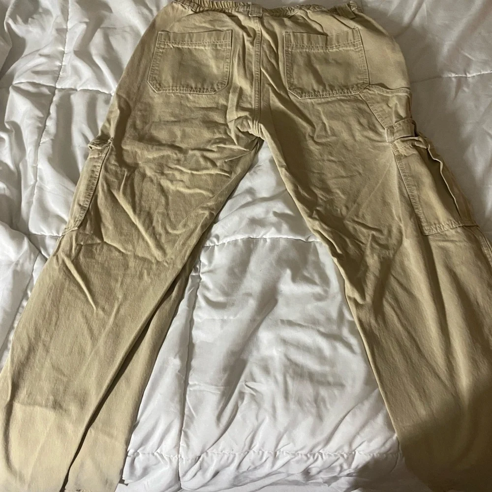 Cargo pants - Picture 2 of 3